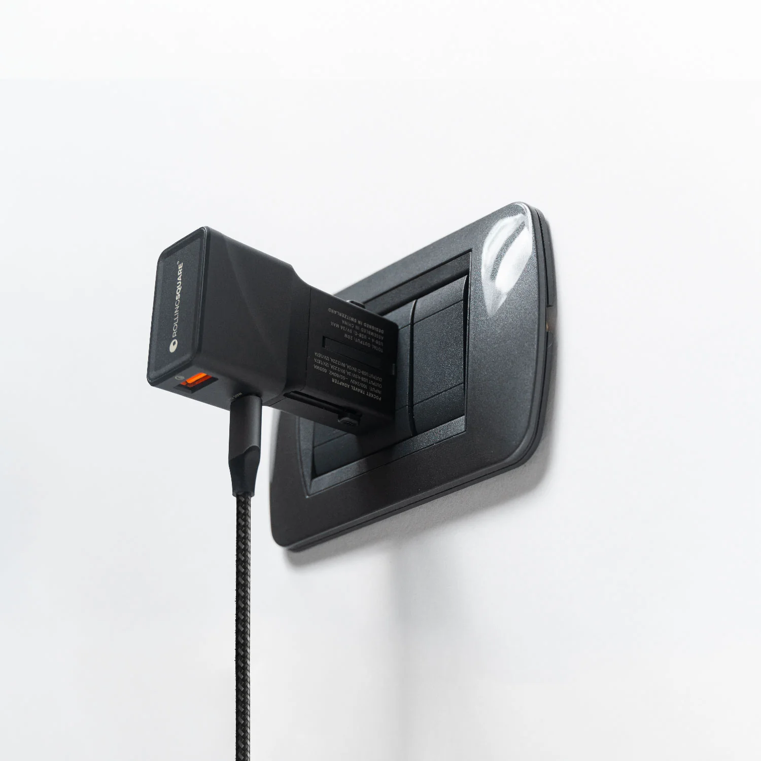 Pocket Travel Charger - US/EU/UK/AU plugs - Image 12